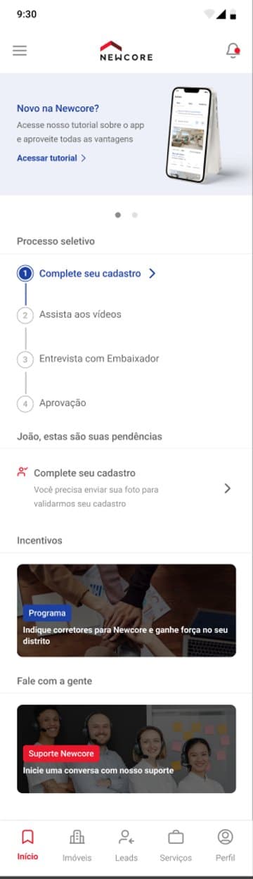Candidate home: a tutorial banner, the four selection steps with the first one active, and a pending item to complete the sign up.